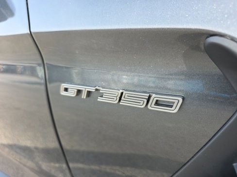 Used 2016 Ford Mustang Shelby GT350 w/ Technology Package image 11