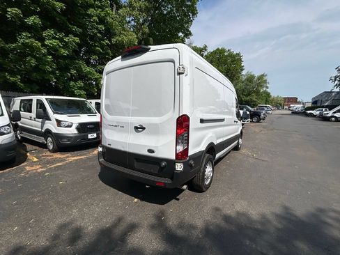 Used 2024 Ford Transit 250 148 Medium Roof Extended AWD image 10