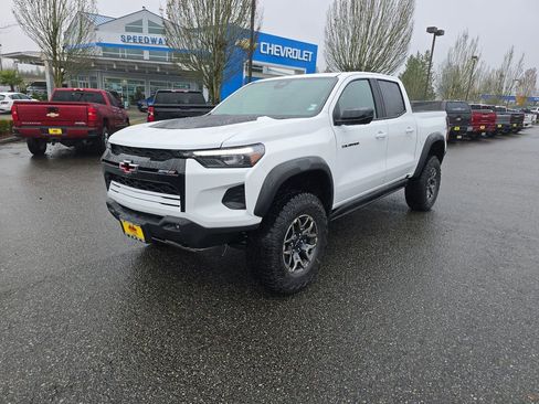 New 2026 Chevrolet Colorado ZR2 w/ Technology Package image 2