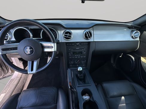 Used 2006 Ford Mustang GT RWD image 31