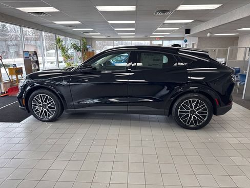 New 2025 Ford Mustang Mach-E Premium image 4