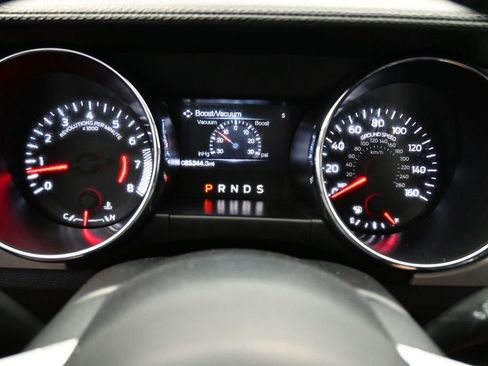 Used 2016 Ford Mustang Premium RWD image 7