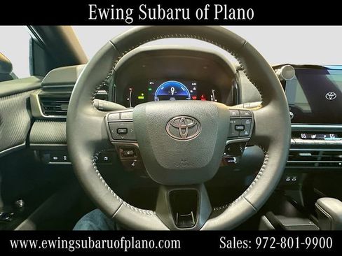 Used 2026 Toyota Camry SE FWD image 11