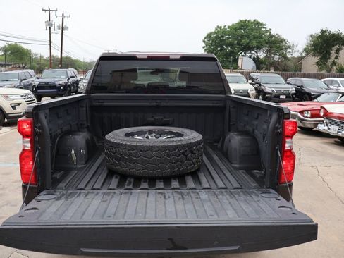 Used 2019 Chevrolet Silverado 1500 LT w/ All-Star Edition AWD/4WD image 18