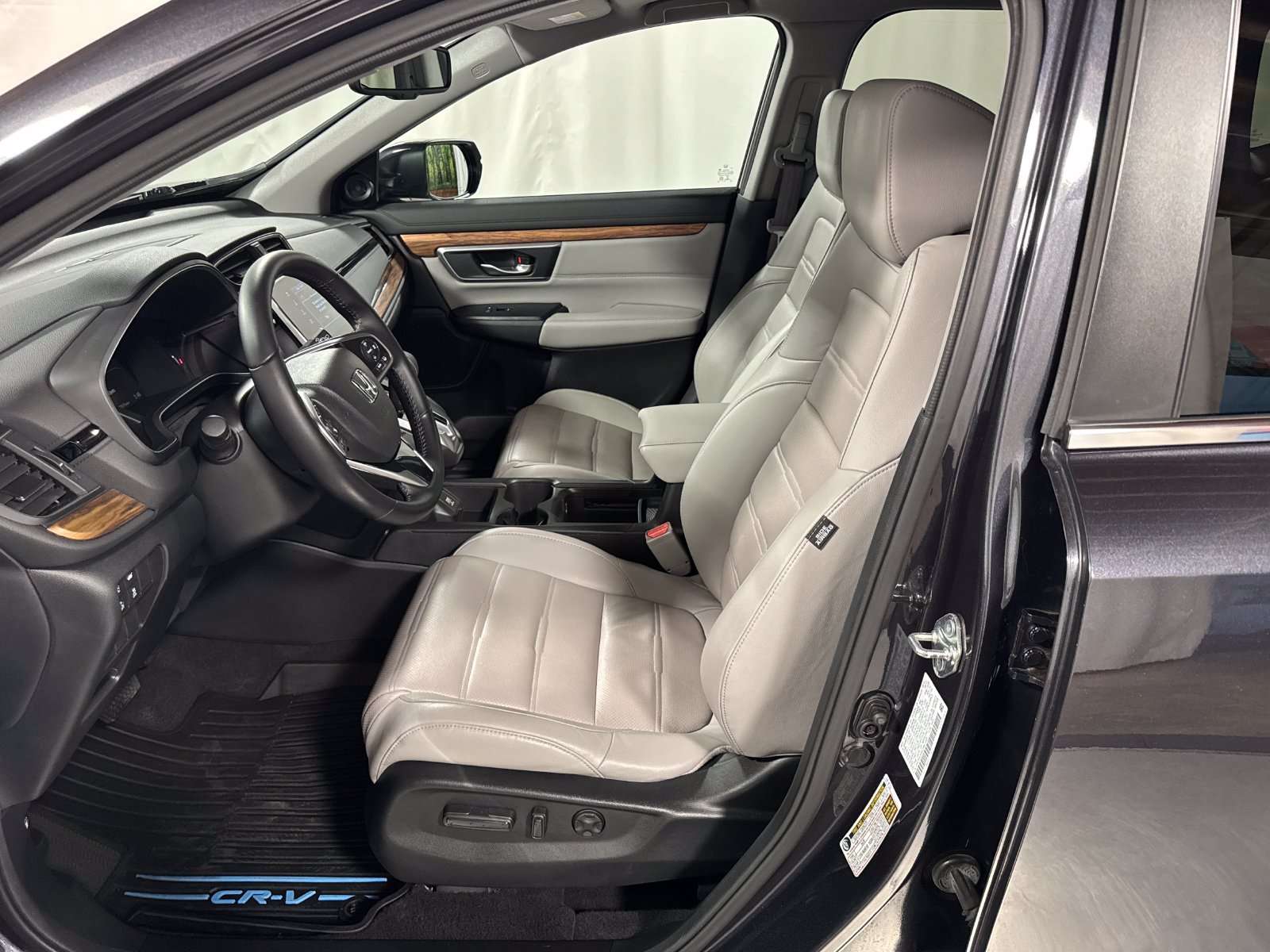 Used 2018 Honda CR-V EX-L image 3