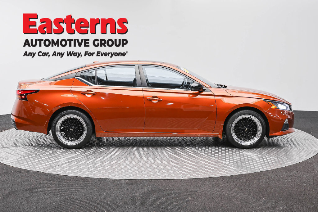 Used 2021 Nissan Altima 2.0 SR FWD image 5