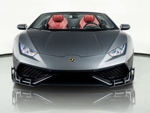 Used 2017 Lamborghini Huracan LP 610-4 image 23