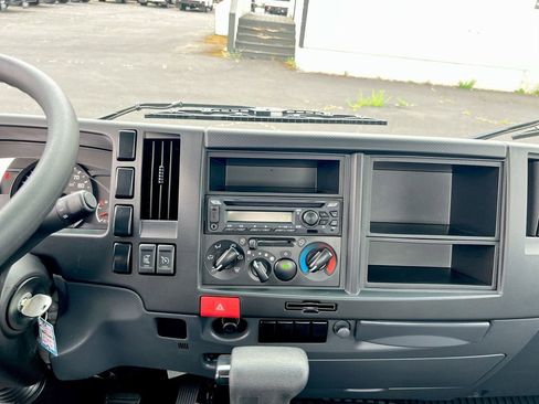 New 2025 Chevrolet Low Cab Forward image 5