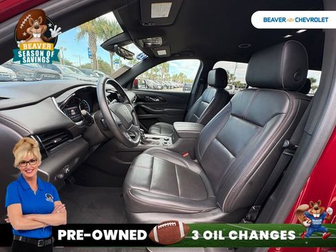Used 2022 Chevrolet Traverse RS FWD image 13