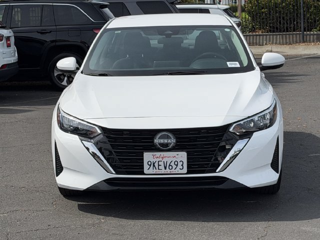 Used 2024 Nissan Sentra SV FWD image 2
