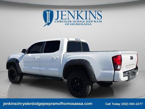 Used 2019 Toyota Tacoma SR w/ SR Convenience Package RWD image 7