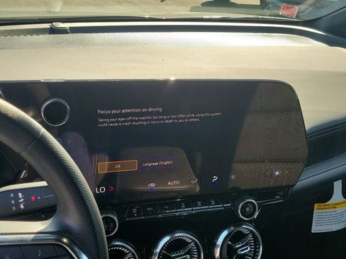 Used 2025 Chevrolet Blazer EV LT w/ Midnight/Sport Edition image 27