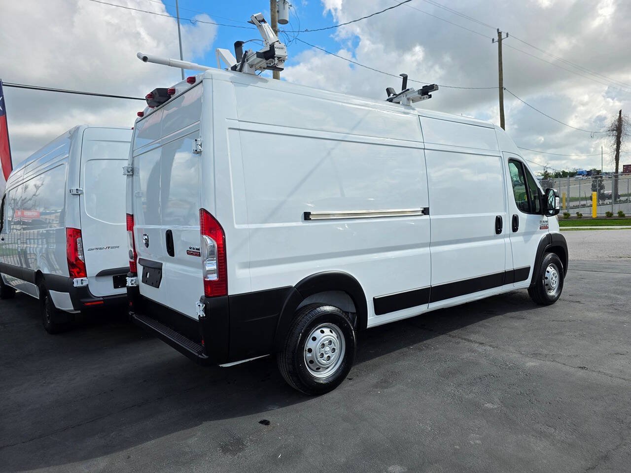 Used 2021 RAM ProMaster 2500 FWD image 6