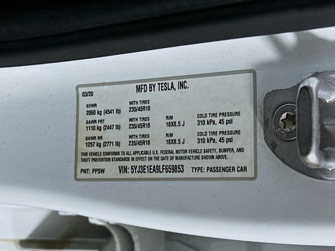 Used 2020 Tesla Model 3 Standard Range RWD image 12