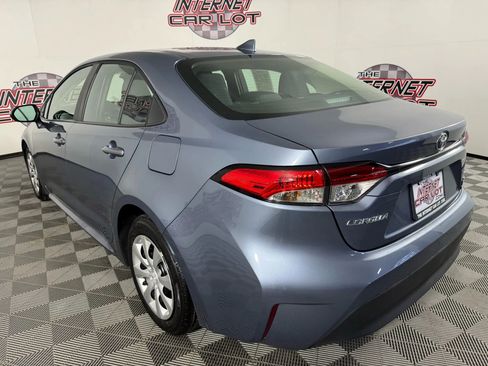 Used 2025 Toyota Corolla LE image 25