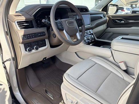 Used 2023 GMC Yukon Denali w/ Max Trailering Package image 10