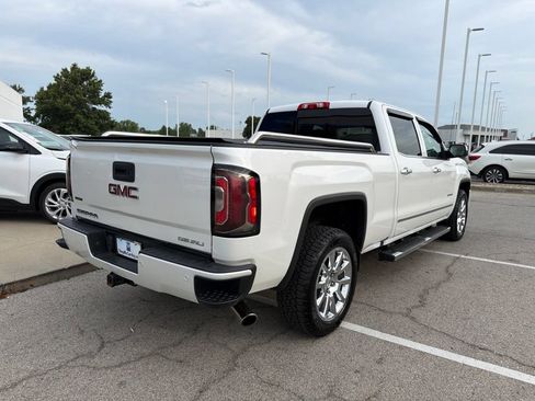 Used 2017 GMC Sierra 1500 Denali AWD/4WD image 3