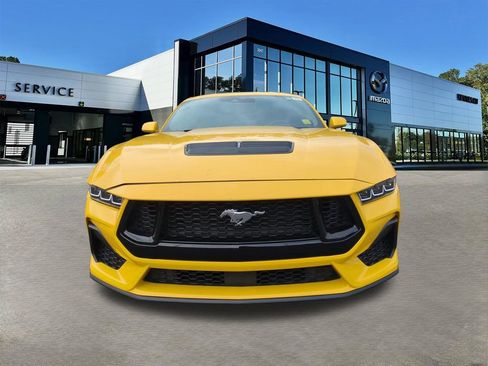 Used 2024 Ford Mustang GT RWD image 9