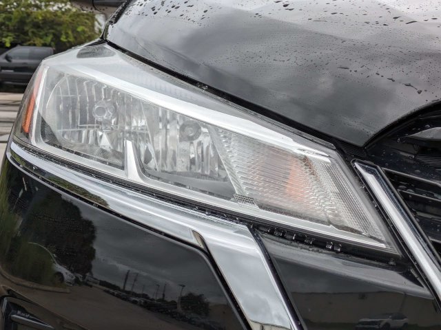 Used 2022 Nissan Kicks SV FWD image 10