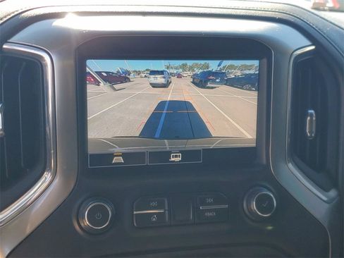 Used 2021 Chevrolet Silverado 1500 LT Trail Boss w/ Convenience Package II image 28