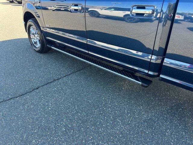 Used 2016 Ford F150 XLT w/ Equipment Group 302A Luxury AWD/4WD image 24