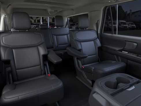 New 2026 Ford Expedition Max Platinum w/ Driver's Package AWD/4WD image 11