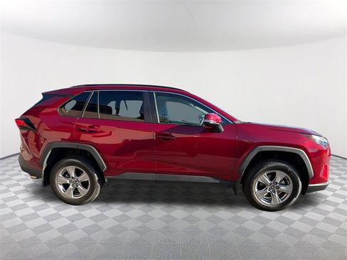 Used 2025 Toyota RAV4 XLE image 4