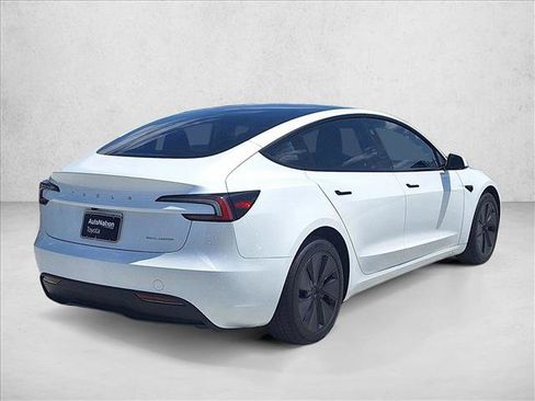 Used 2025 Tesla Model 3 Long Range AWD/4WD image 5