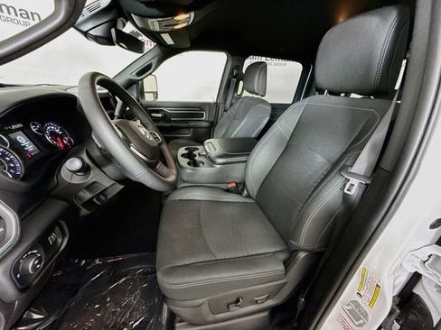 Used 2025 RAM 2500 Big Horn AWD/4WD image 20