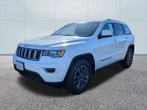 Used 2019 Jeep Grand Cherokee Laredo w/ Laredo X Package image 1