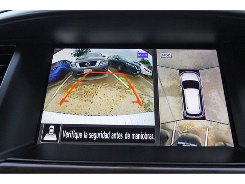 Used 2020 Nissan Pathfinder Platinum FWD image 26