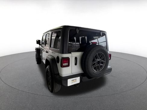 Used 2025 Jeep Wrangler Sport S image 11