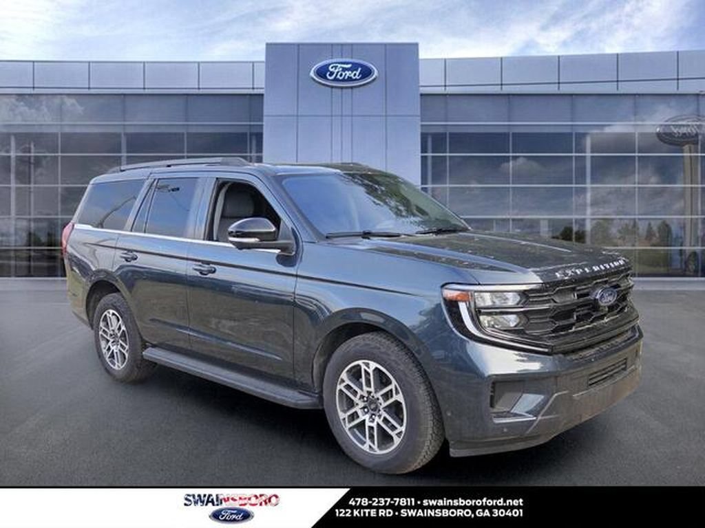 Used 2025 Ford Expedition Active AWD/4WD image 1