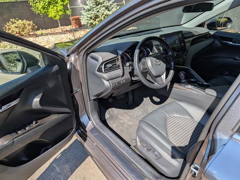 Used 2023 Toyota Camry SE image 20