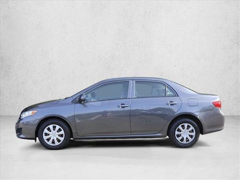 Used 2010 Toyota Corolla LE FWD image 8