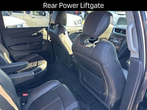Used 2015 Chevrolet Traverse LT image 23