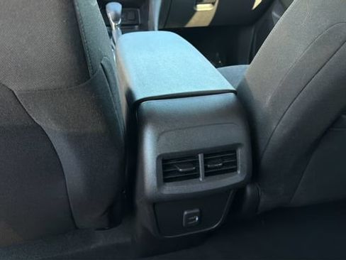 Used 2022 Chevrolet Equinox LT FWD image 21