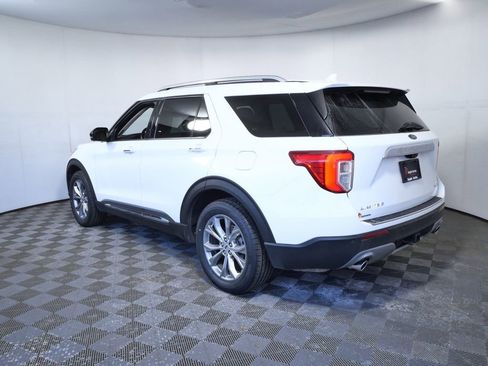 Used 2022 Ford Explorer Limited w/ Equipment Group 301A AWD/4WD image 6