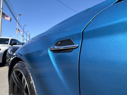 Used 2018 BMW M2 RWD image 3