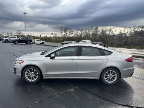 Used 2019 Ford Fusion SE image 6