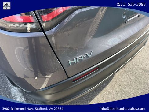 Used 2023 Honda HR-V LX image 10