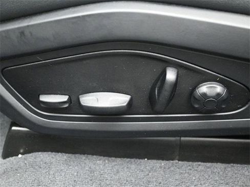 Used 2022 Audi e-tron GT Premium Plus image 10