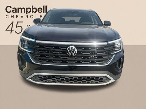 Used 2025 Volkswagen Atlas Cross Sport SE FWD image 41
