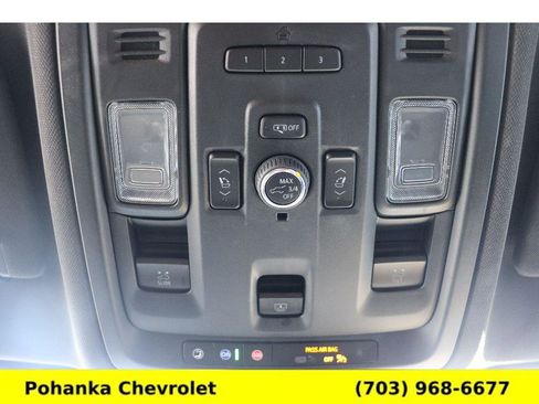 Certified 2023 GMC Yukon SLT w/ SLT Luxury Package image 18