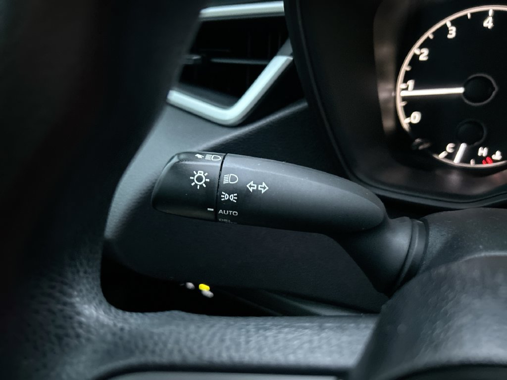 Used 2023 Toyota Corolla LE FWD image 19