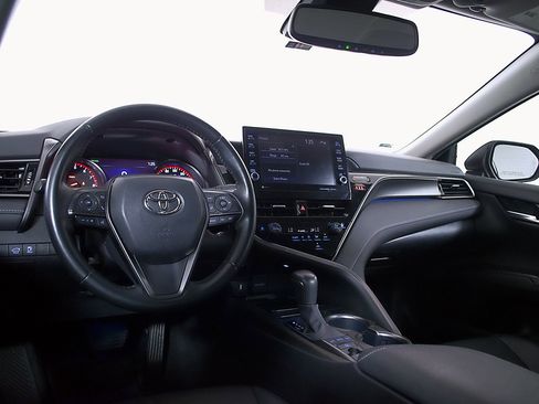 Used 2023 Toyota Camry XSE FWD image 21