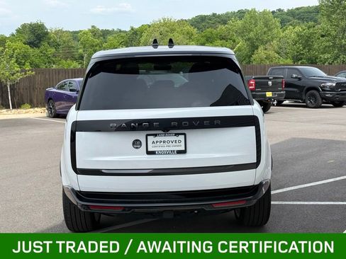 Used 2025 Land Rover Range Rover SE AWD/4WD image 7