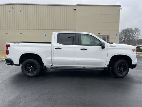 Used 2024 Chevrolet Silverado 1500 LT Trail Boss w/ Protection Package image 2