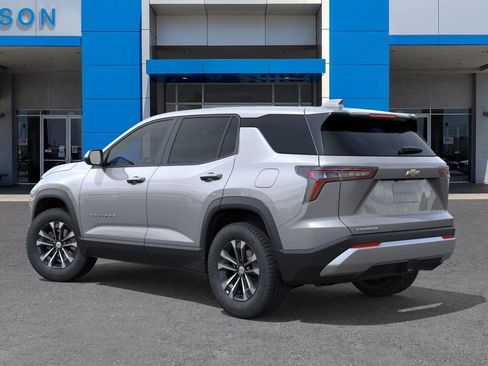 New 2026 Chevrolet Equinox LT image 3