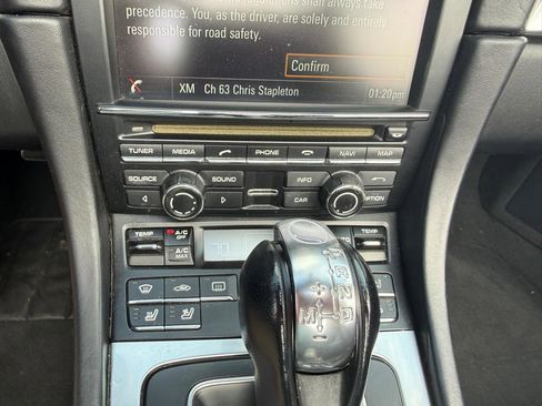 Used 2015 Porsche 911 Carrera S image 34